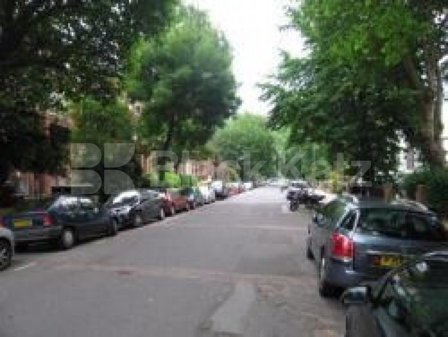			4 Bedroom, 1 bath, 1 reception Flat			 Fellows Road, SWISS COTTAGE NW3